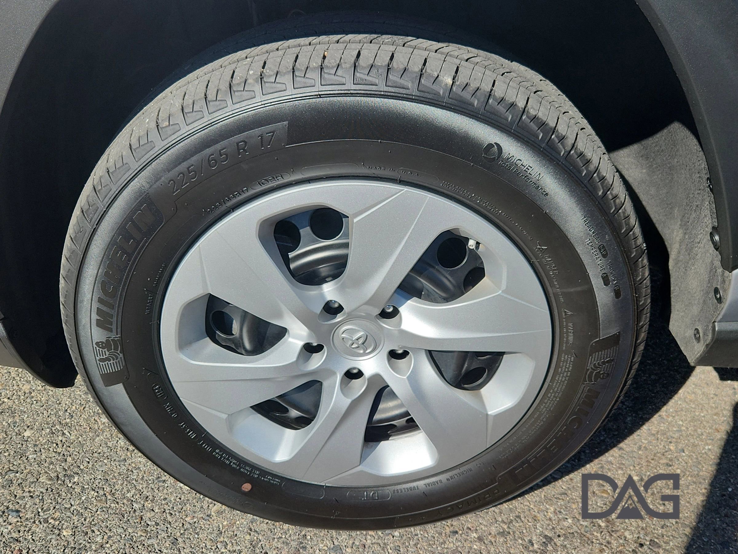 Used 2024 Toyota RAV4 LE image 11