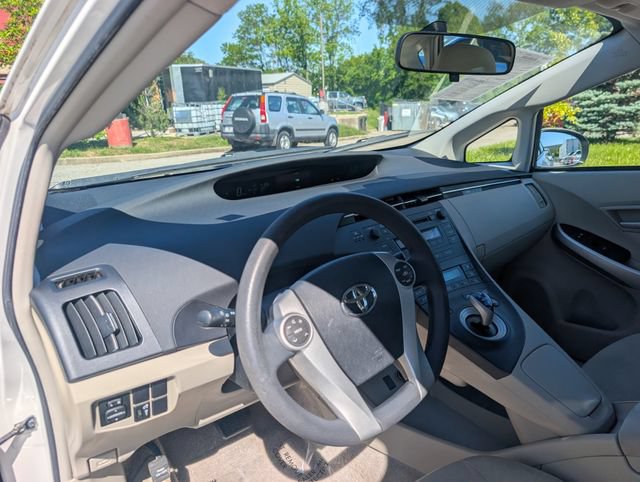 Used 2010 Toyota Prius Two FWD image 8