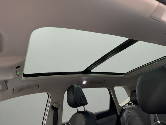 Used 2023 Volkswagen Taos SE w/ Panoramic Sunroof Package FWD image 25
