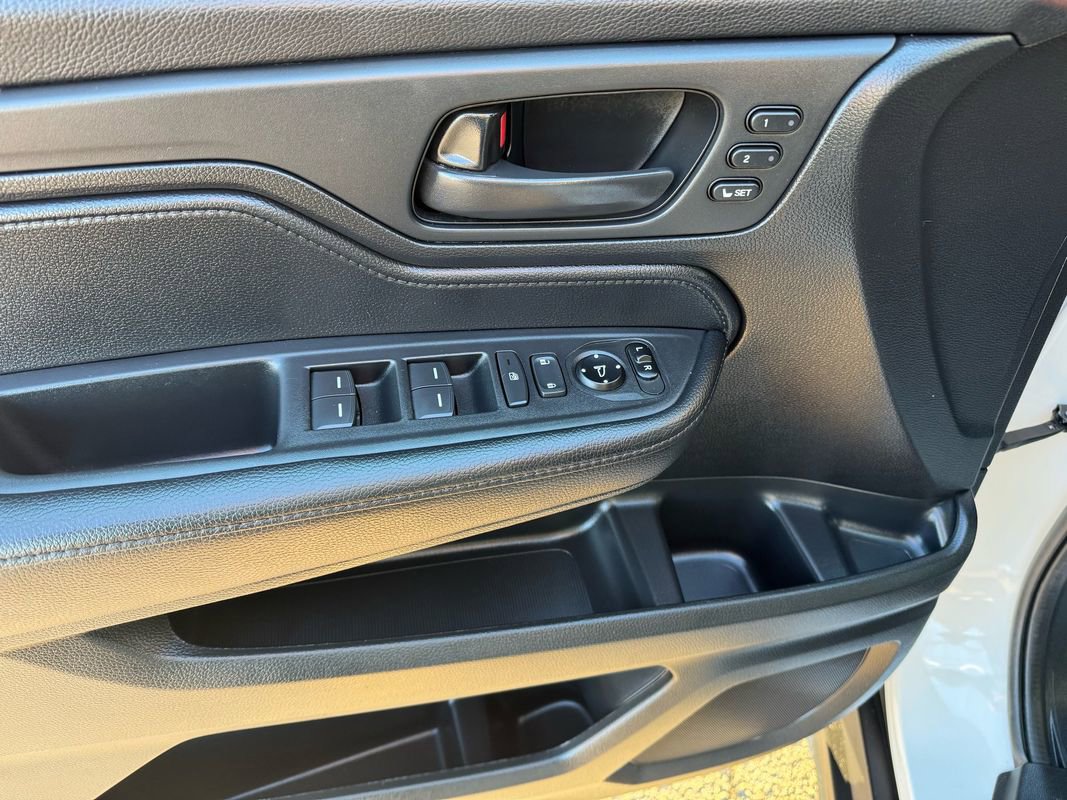 Used 2024 Honda Odyssey EX-L image 11