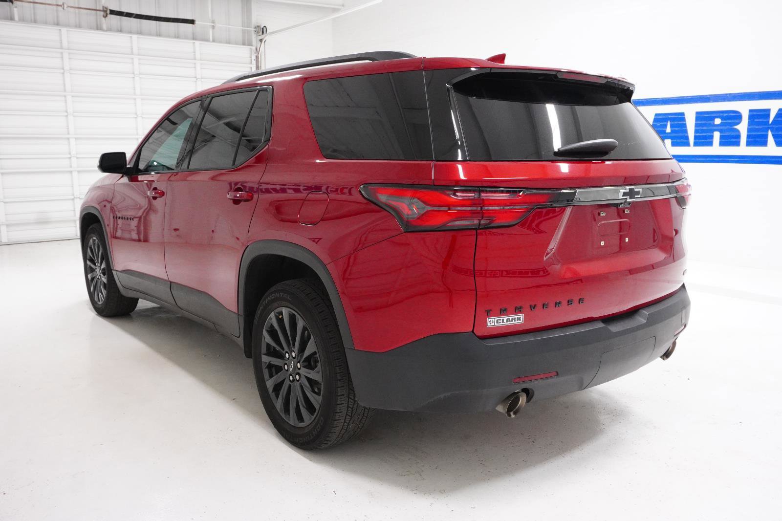 Used 2023 Chevrolet Traverse RS image 10