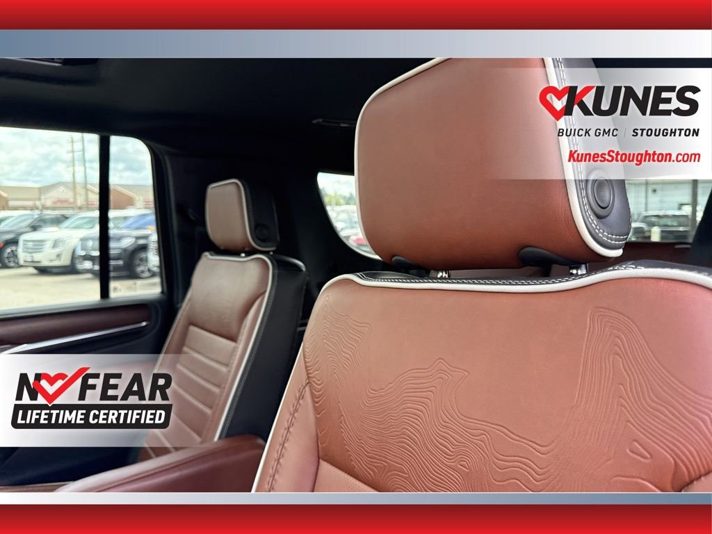 Used 2023 GMC Yukon XL Denali Ultimate image 40