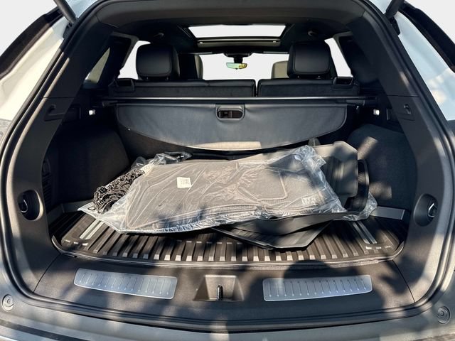 New 2026 Cadillac XT5 Premium Luxury w/ Driver Assist Package AWD/4WD image 5