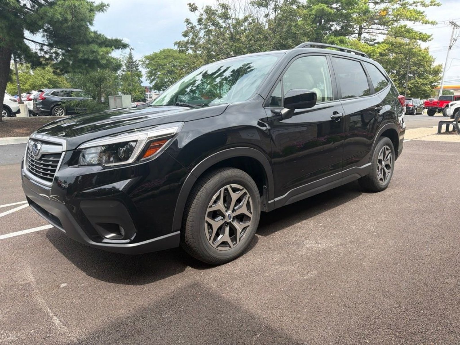 Used 2021 Subaru Forester Premium w/ Popular Package #1 AWD/4WD image 2