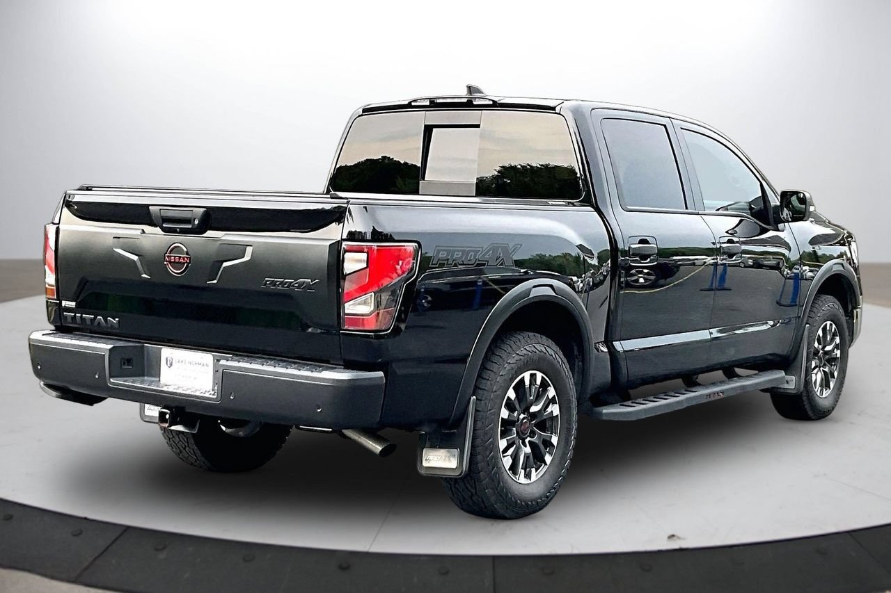 Used 2023 Nissan Titan PRO-4X w/ Pro-4x Convenience Package AWD/4WD image 9