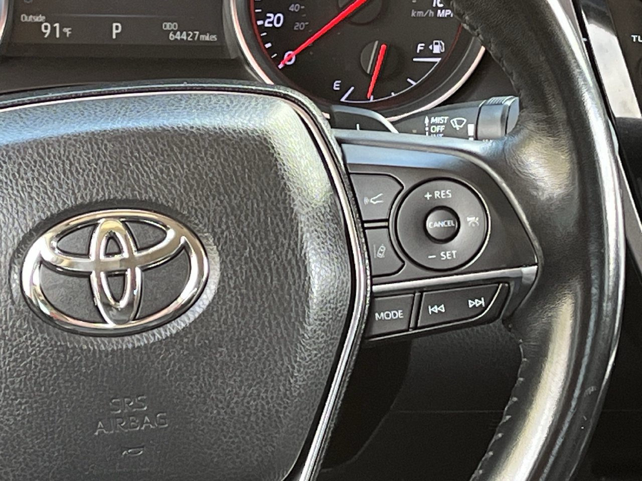 Used 2019 Toyota Camry XSE FWD image 14
