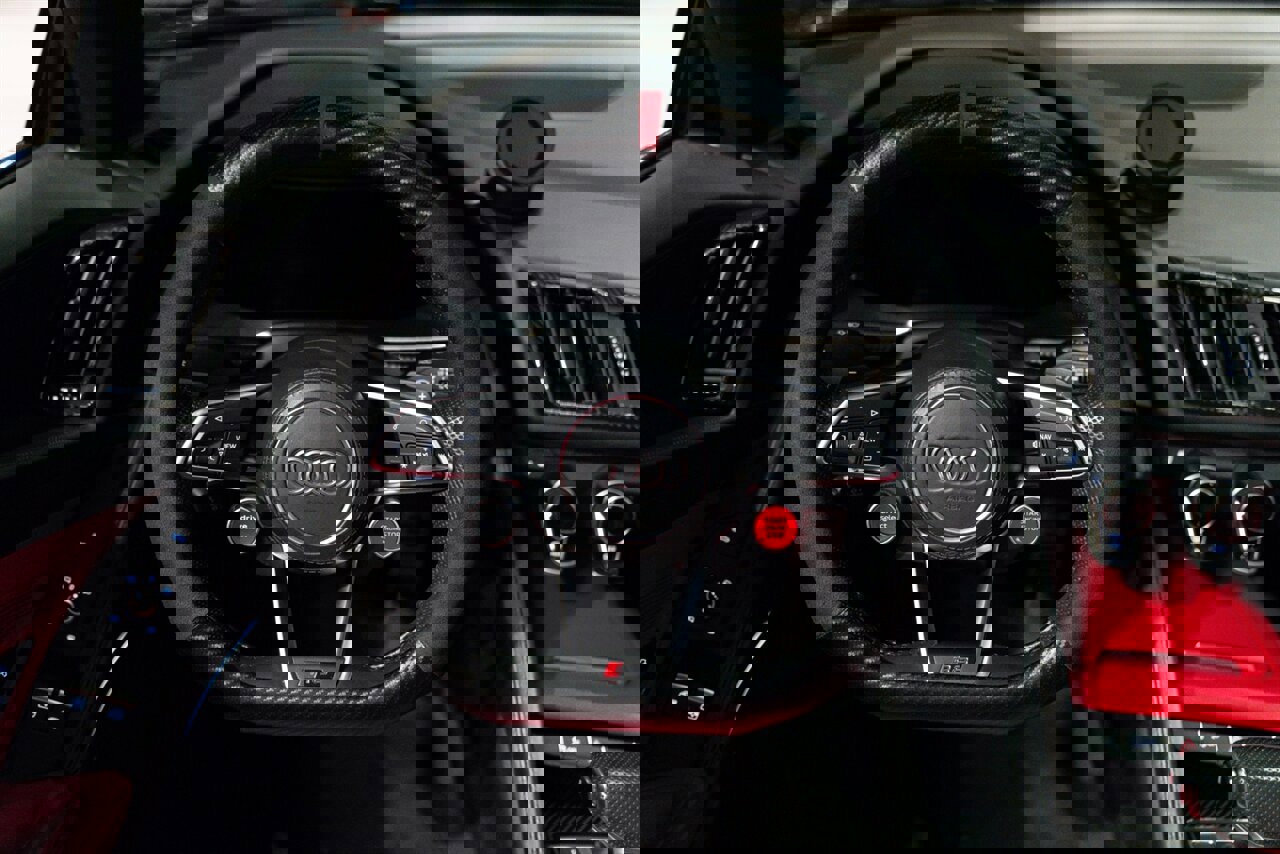 Used 2022 Audi R8 V10 w/ Carbon Exterior Package image 17