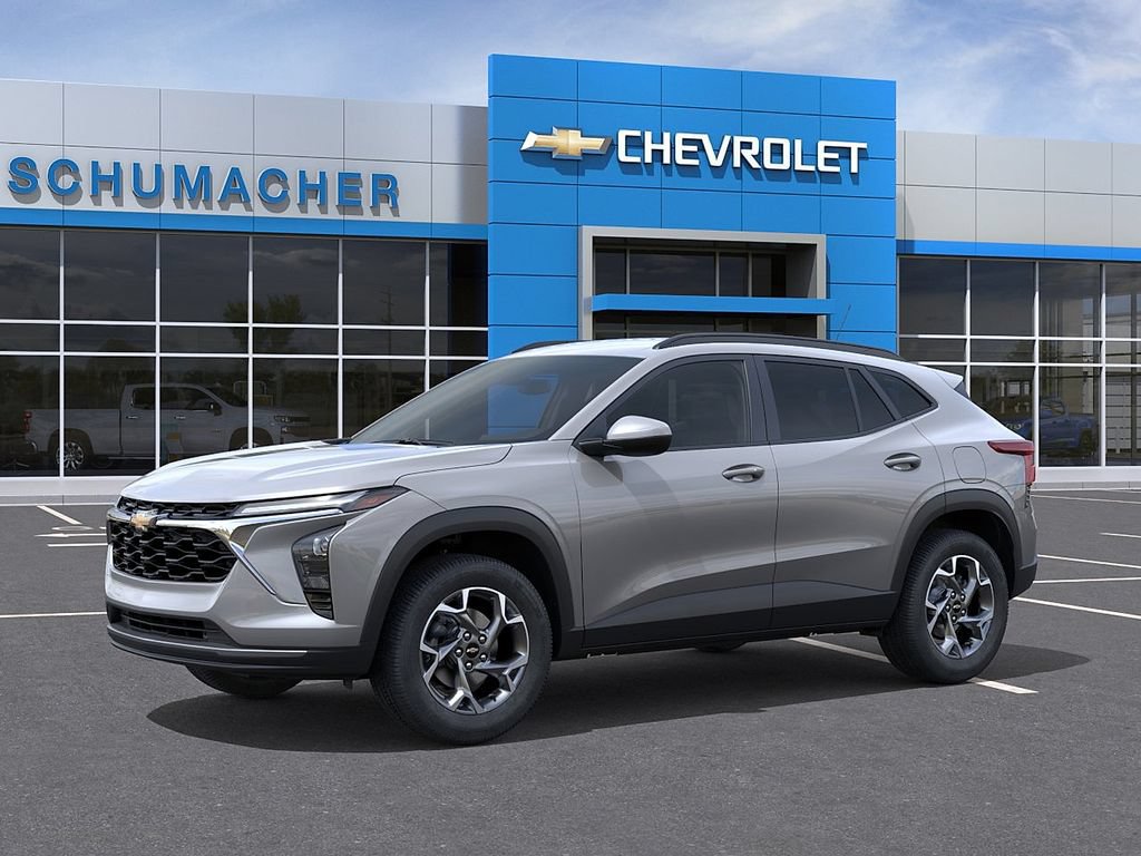 New 2026 Chevrolet Trax LT w/ Driver Confidence Package FWD image 2
