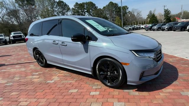 Used 2023 Honda Odyssey Sport image 3