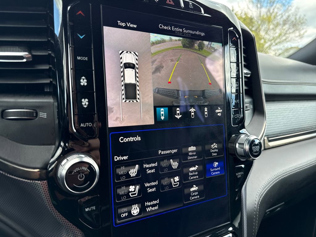 Used 2020 RAM 3500 Limited image 33