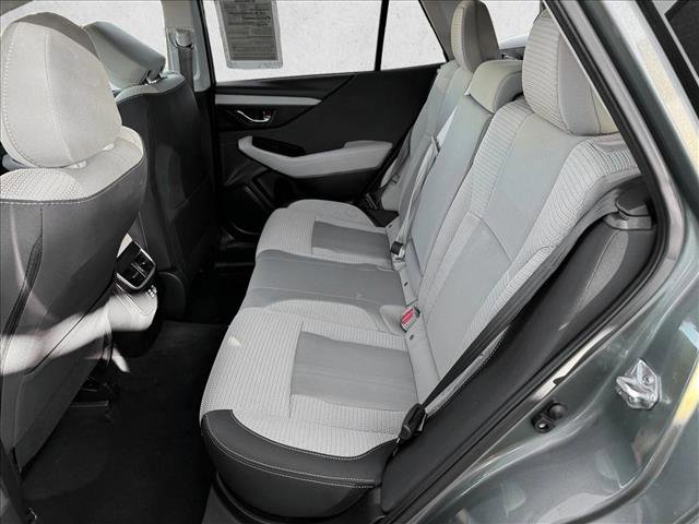 Used 2025 Subaru Outback Premium w/ Popular Package #1A image 16