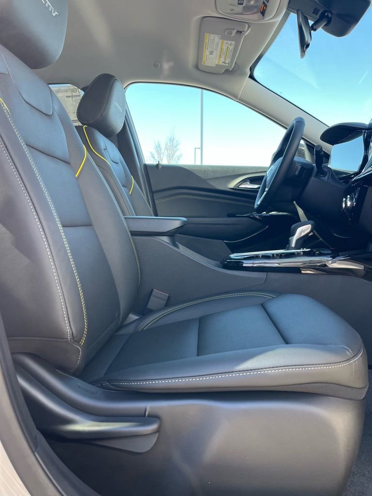 New 2026 Chevrolet Trax ACTIV w/ Driver Confidence Package FWD image 9
