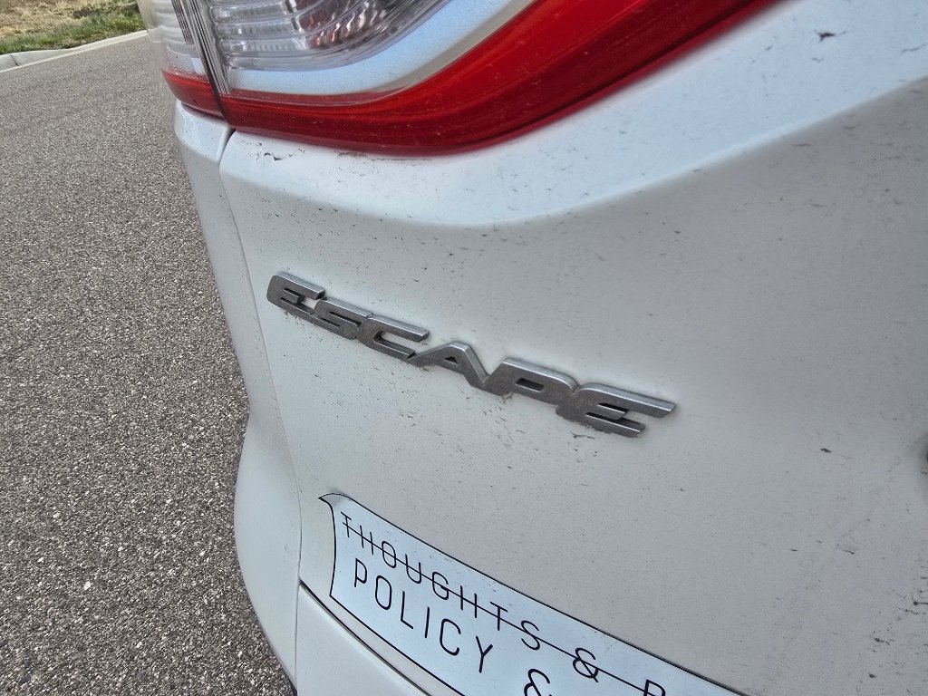 Used 2015 Ford Escape Titanium image 11