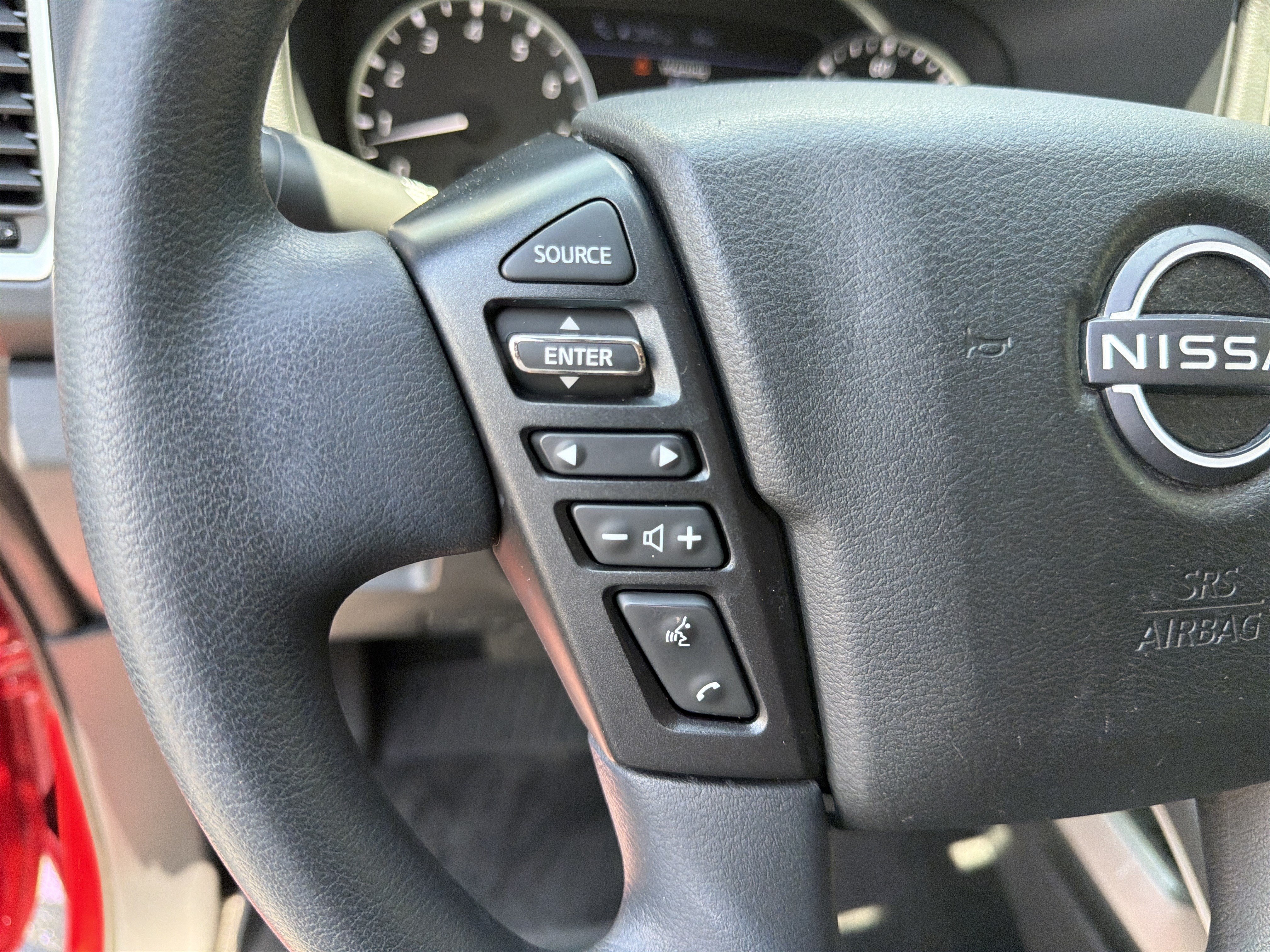 Used 2022 Nissan Frontier SV w/ Technology Package RWD image 22