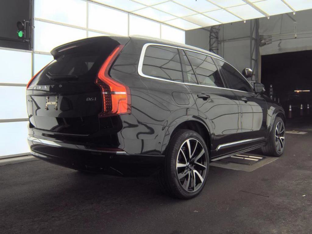 Used 2023 Volvo XC90 B6 Plus w/ Protection Package Premier AWD/4WD image 2