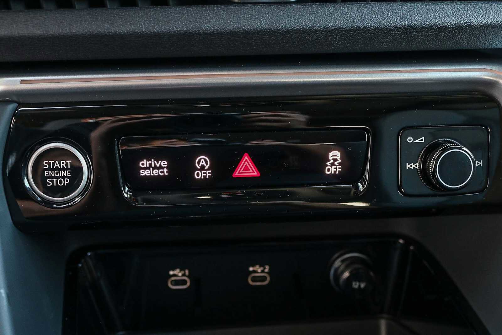 New 2025 Audi Q5 Premium Plus image 22