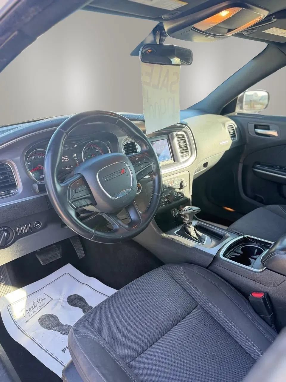 Used 2019 Dodge Charger SXT RWD image 10