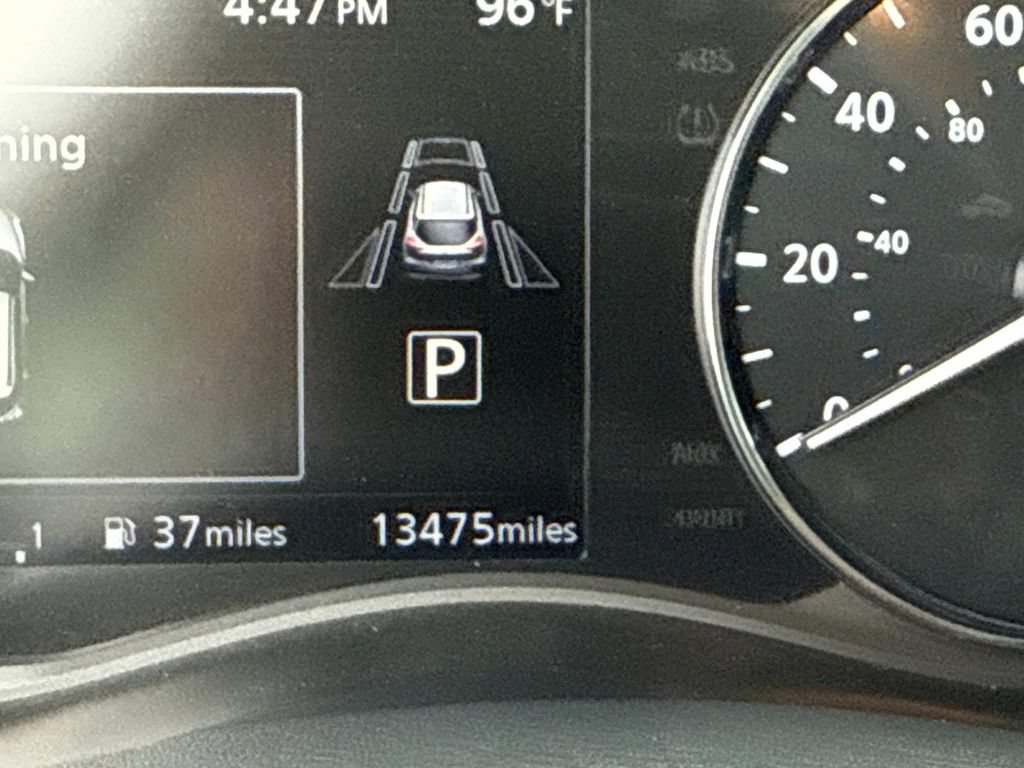 Used 2024 Nissan Kicks SR w/ SR Premium Package FWD image 37