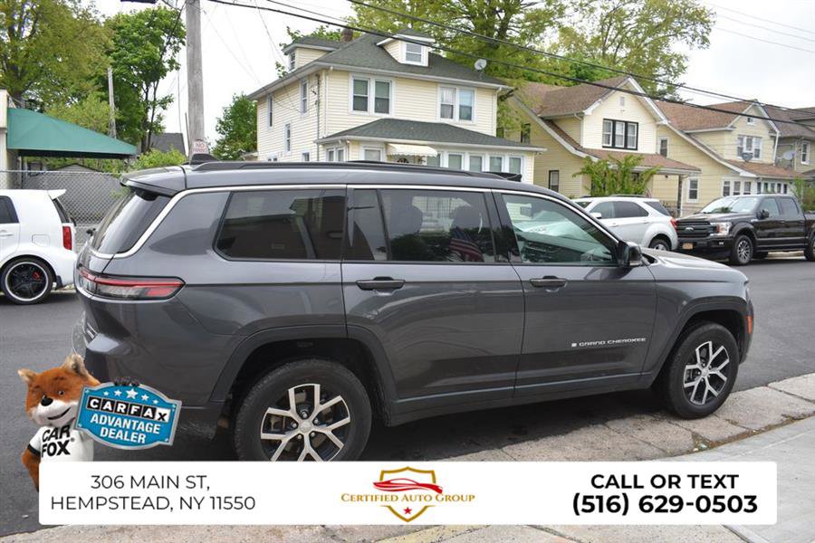 Used 2024 Jeep Grand Cherokee L Limited AWD/4WD image 4