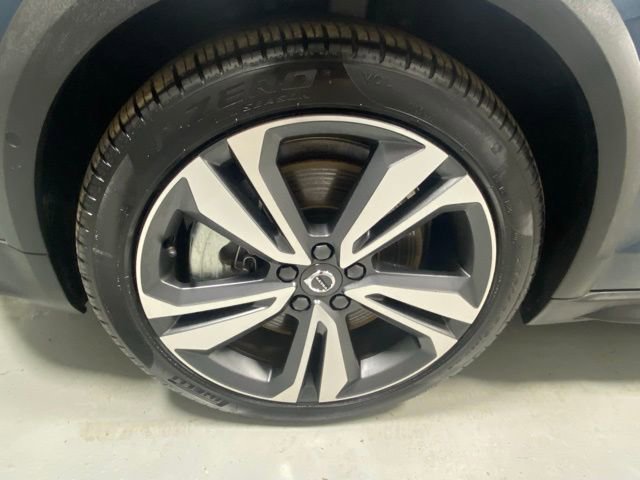 Used 2025 Volvo V60 B5 Cross Country Plus AWD/4WD image 5