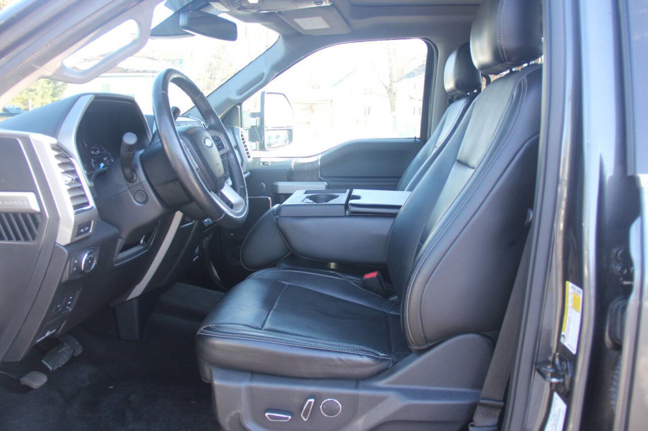 Used 2017 Ford F250 Lariat w/ Lariat Ultimate Package image 35