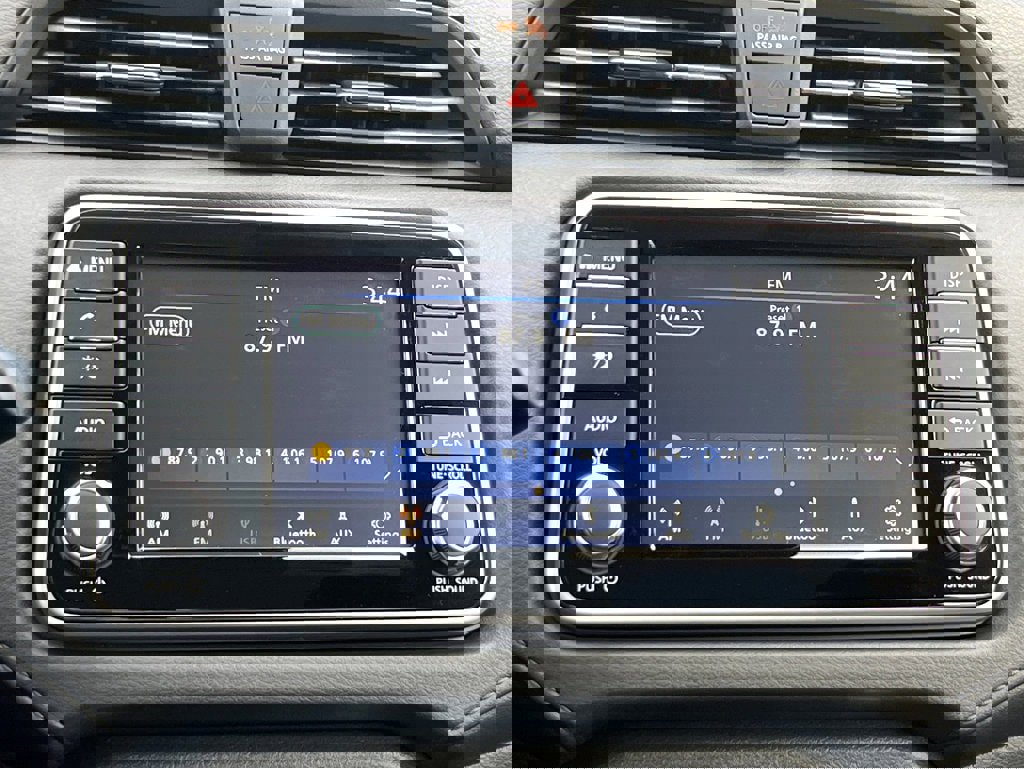 New 2025 Nissan Versa S w/ Trunk Package image 20