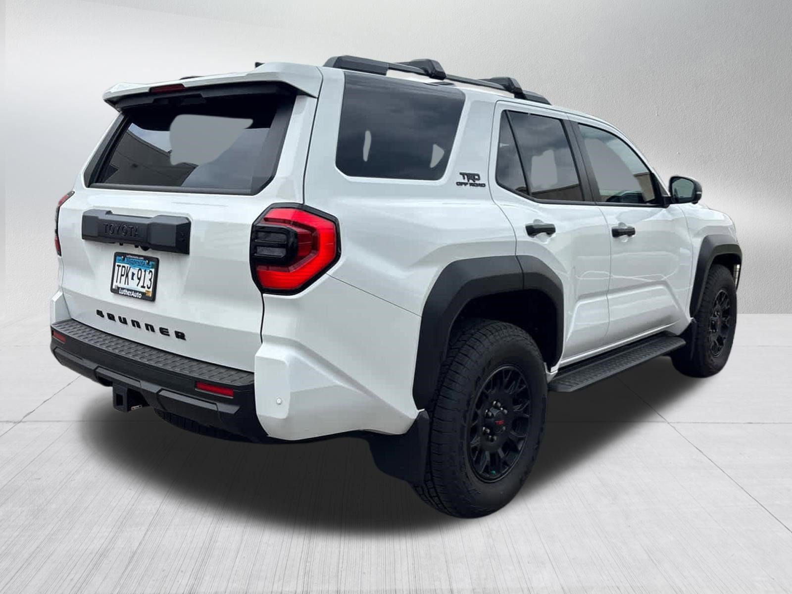 Certified 2025 Toyota 4Runner TRD Off-Road Premium AWD/4WD image 6