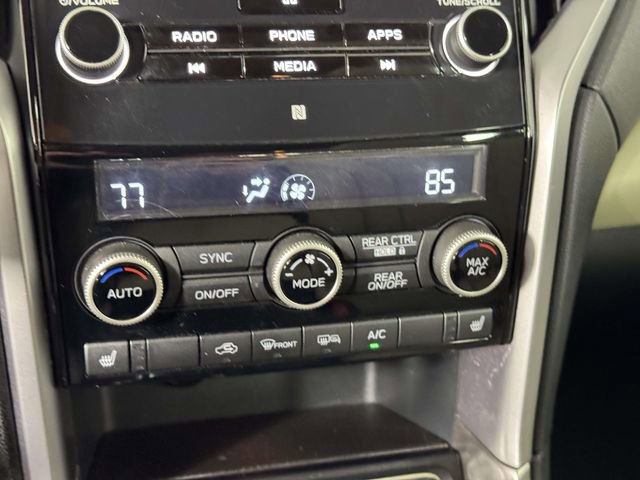 Used 2019 Subaru Ascent Limited image 29