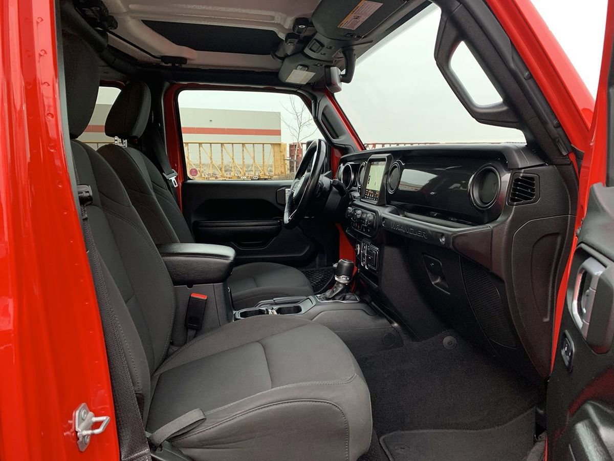 Used 2022 Jeep Wrangler Unlimited Sport image 31