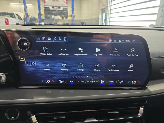 New 2026 Chevrolet Traverse LT w/ Sun and Wheel Package AWD/4WD image 24