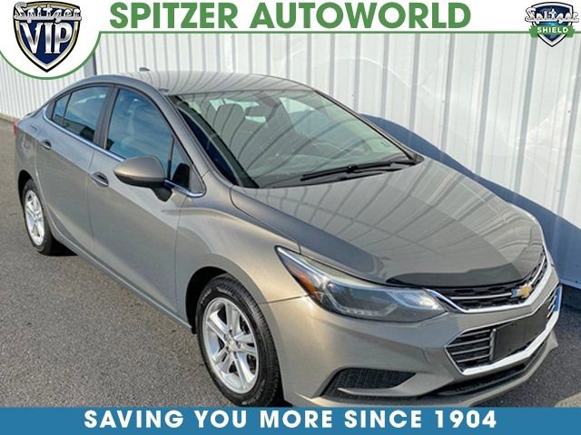 Used 2018 Chevrolet Cruze LT image 1