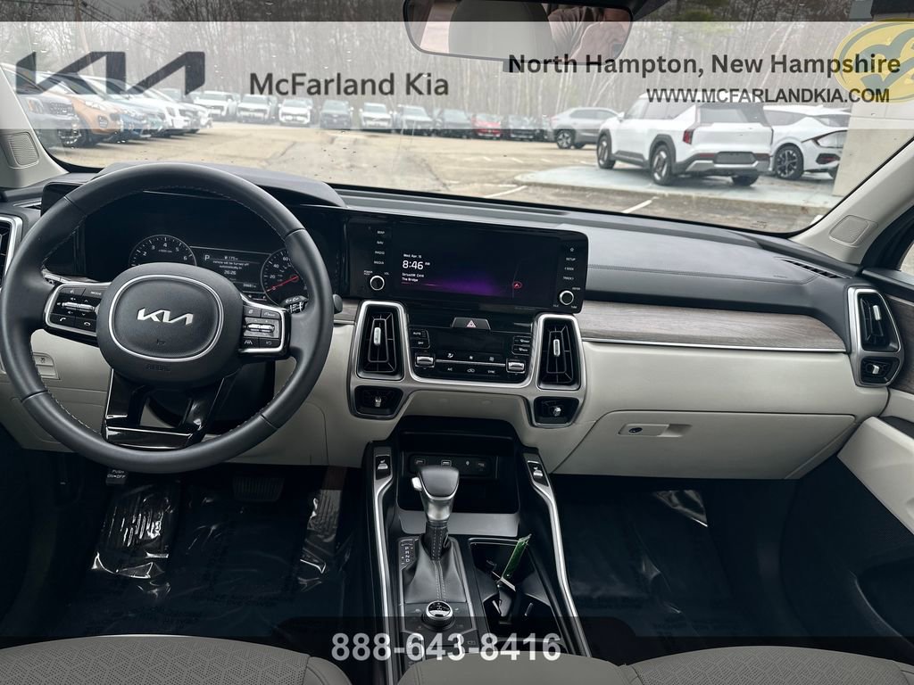 Used 2023 Kia Sorento S AWD/4WD image 13