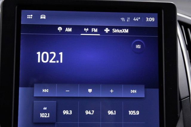 Used 2024 Ford Edge SEL image 32