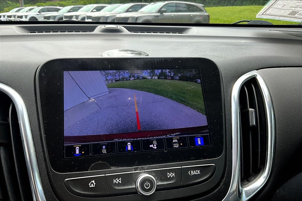 Used 2023 Chevrolet Equinox LT AWD/4WD image 13