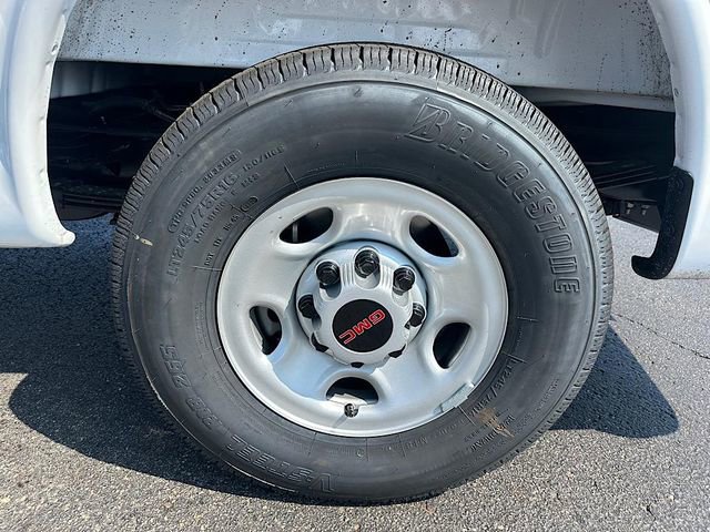 New 2025 GMC Savana 2500 w/ Enhanced Convenience Package image 25