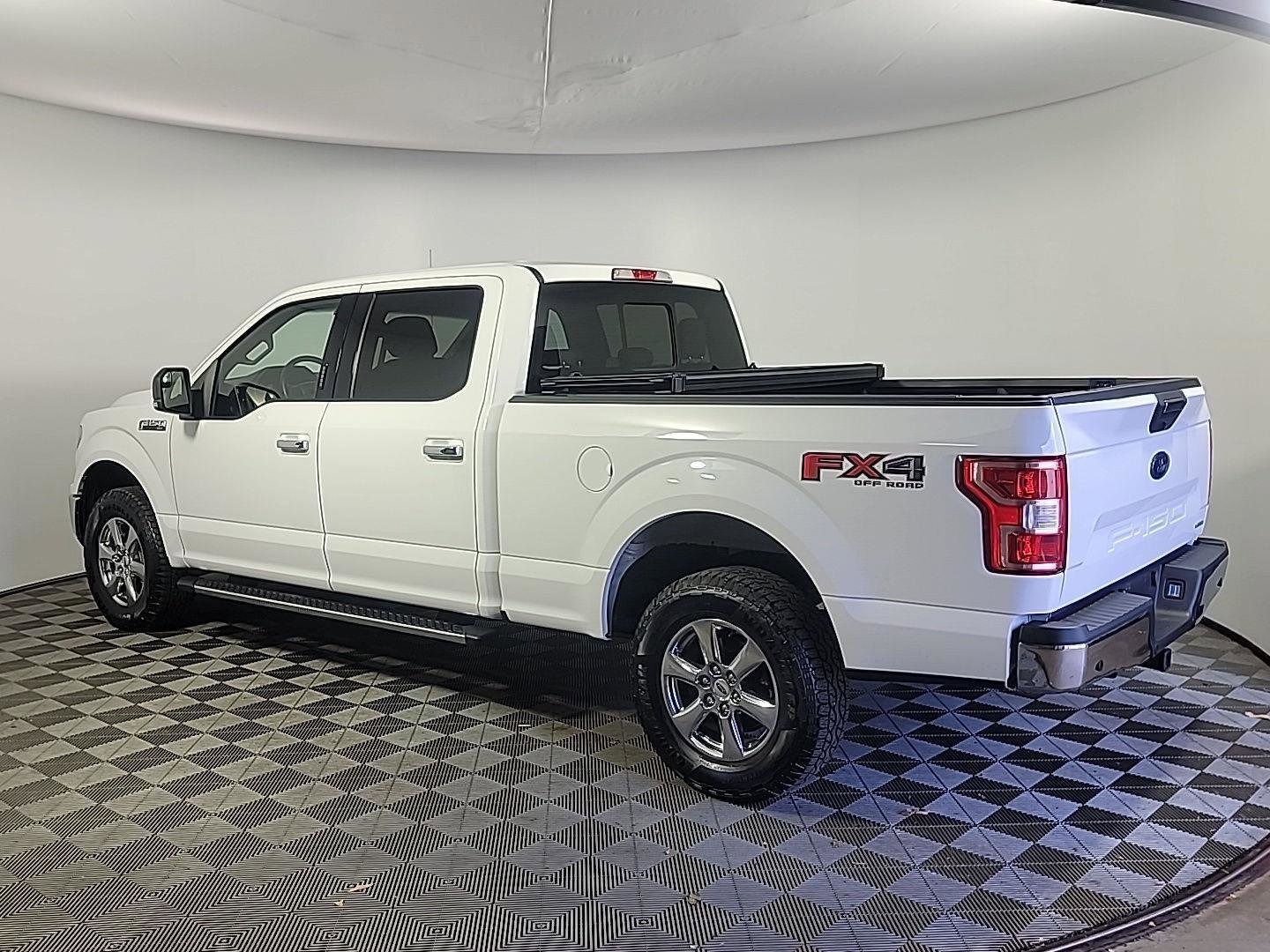 Used 2018 Ford F150 XLT w/ Equipment Group 302A Luxury image 8