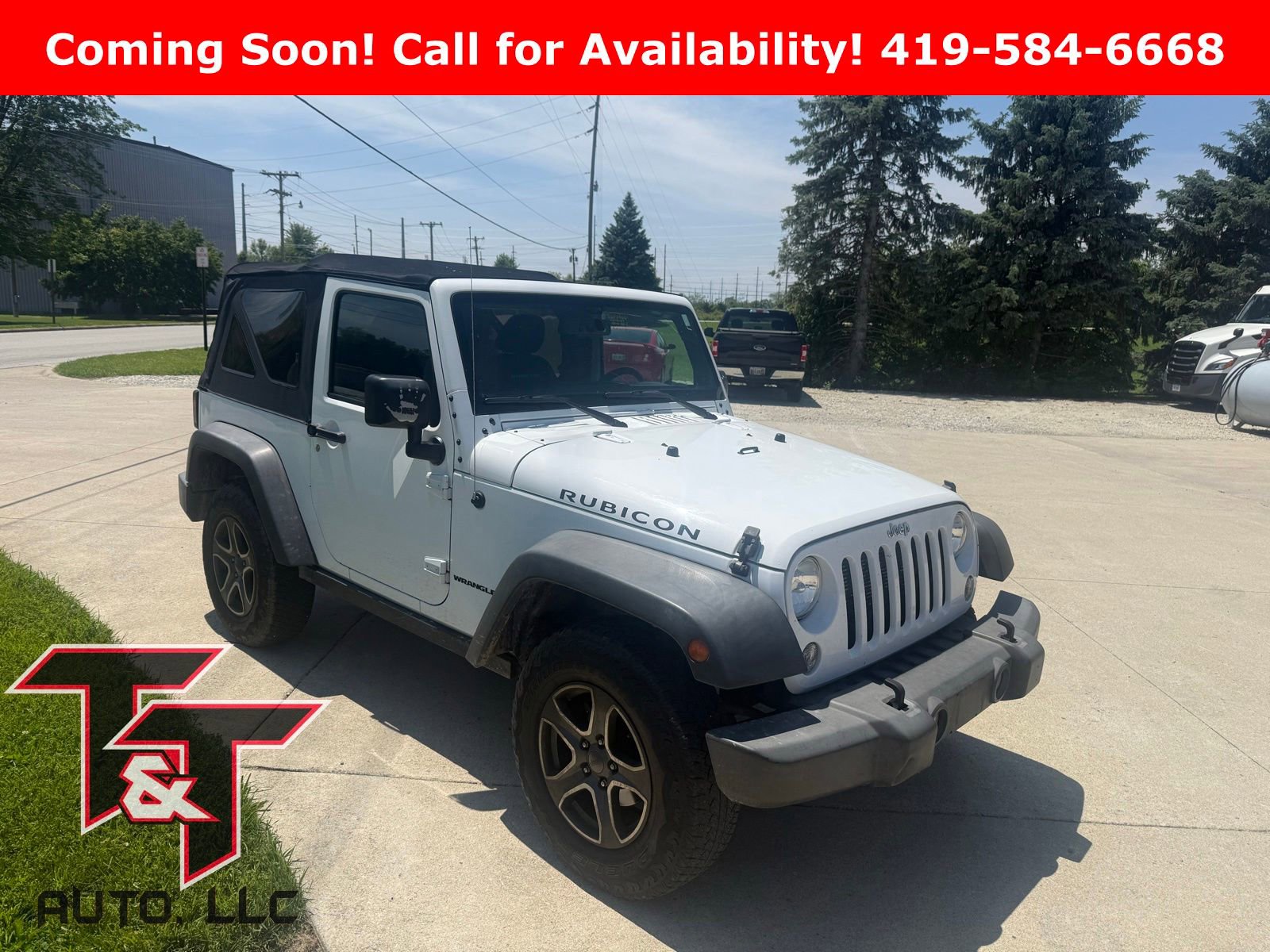 Used 2015 Jeep Wrangler Rubicon w/ Power Convenience Group AWD/4WD image 1