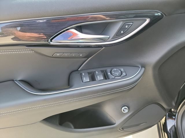 Used 2023 Buick Envision Essence AWD/4WD image 17