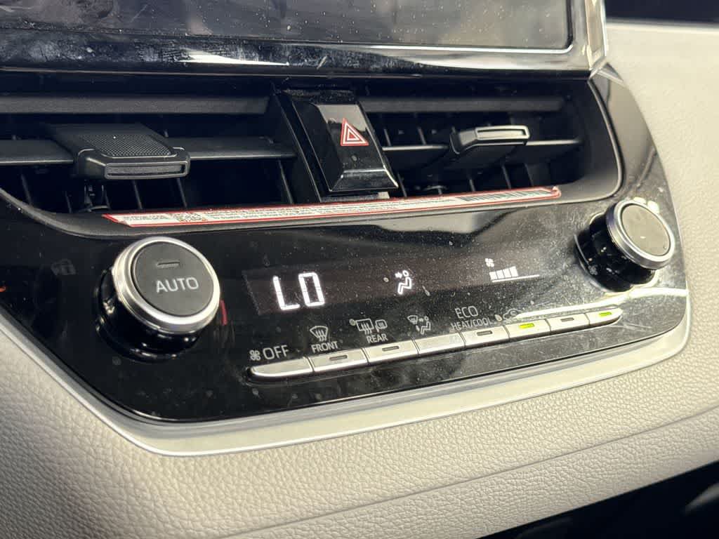 Used 2025 Toyota Corolla LE w/ Convenience Package FWD image 20