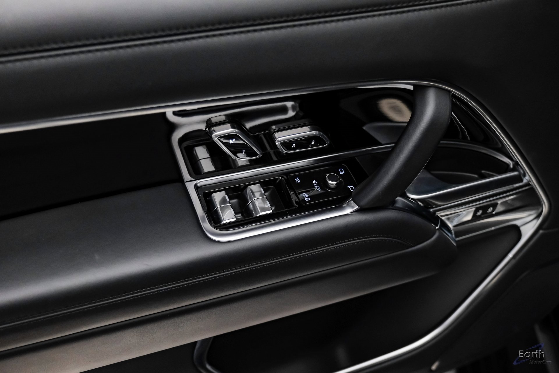 Used 2023 Land Rover Range Rover Autobiography image 78