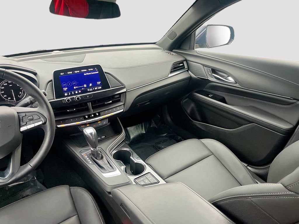Used 2025 Cadillac CT4 Luxury image 22