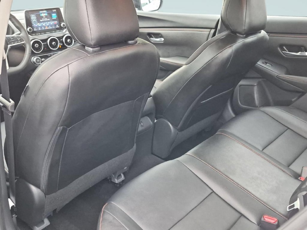 Used 2025 Nissan Sentra SR w/ SR Premium Package FWD image 24