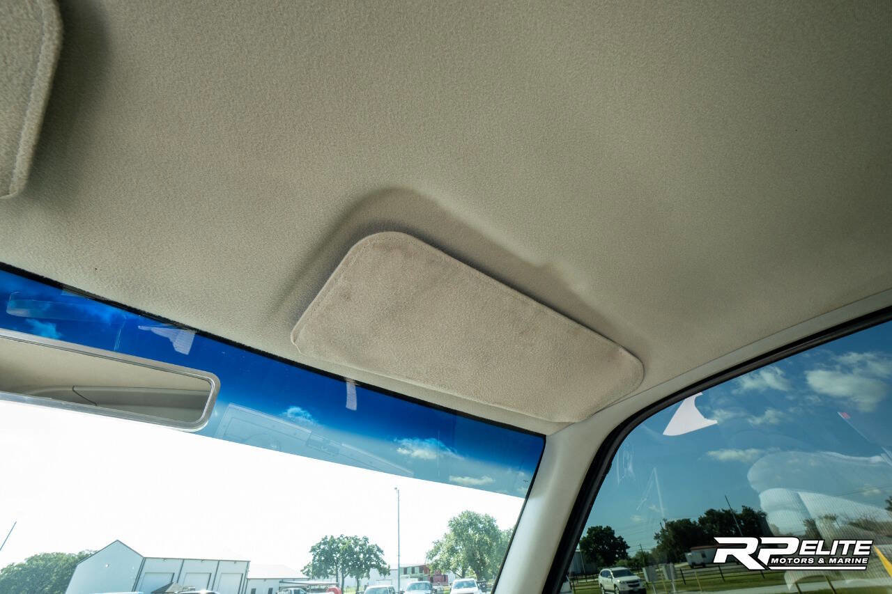 Used 1994 Chevrolet Silverado 1500 2WD Regular Cab image 67