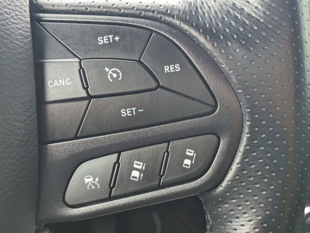 Used 2024 Dodge Durango GT AWD/4WD image 29