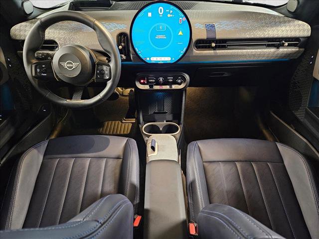 Certified 2025 MINI Cooper S image 18