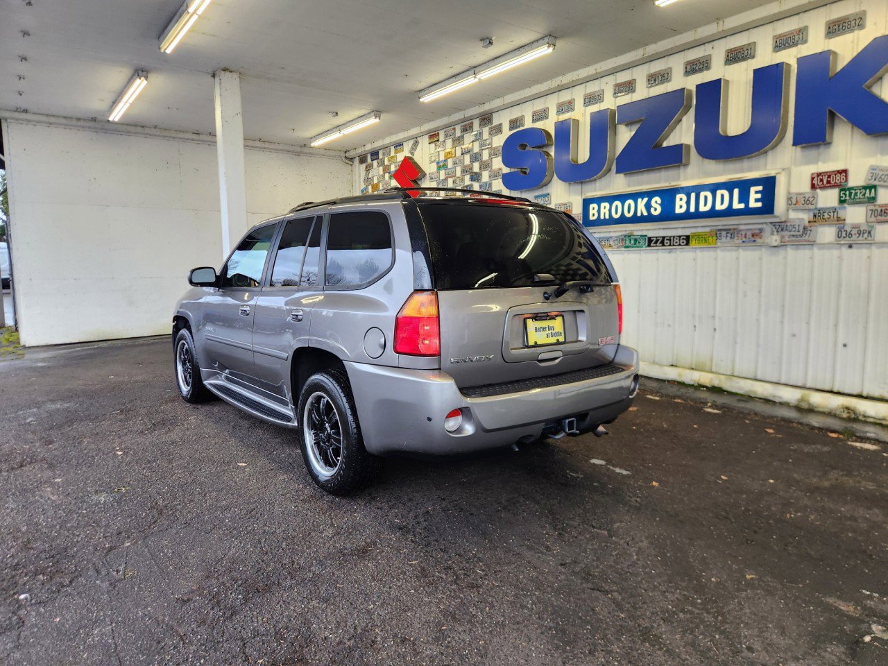 Used 2009 GMC Envoy Denali w/ Sun And 6-Disc Cd Package image 9