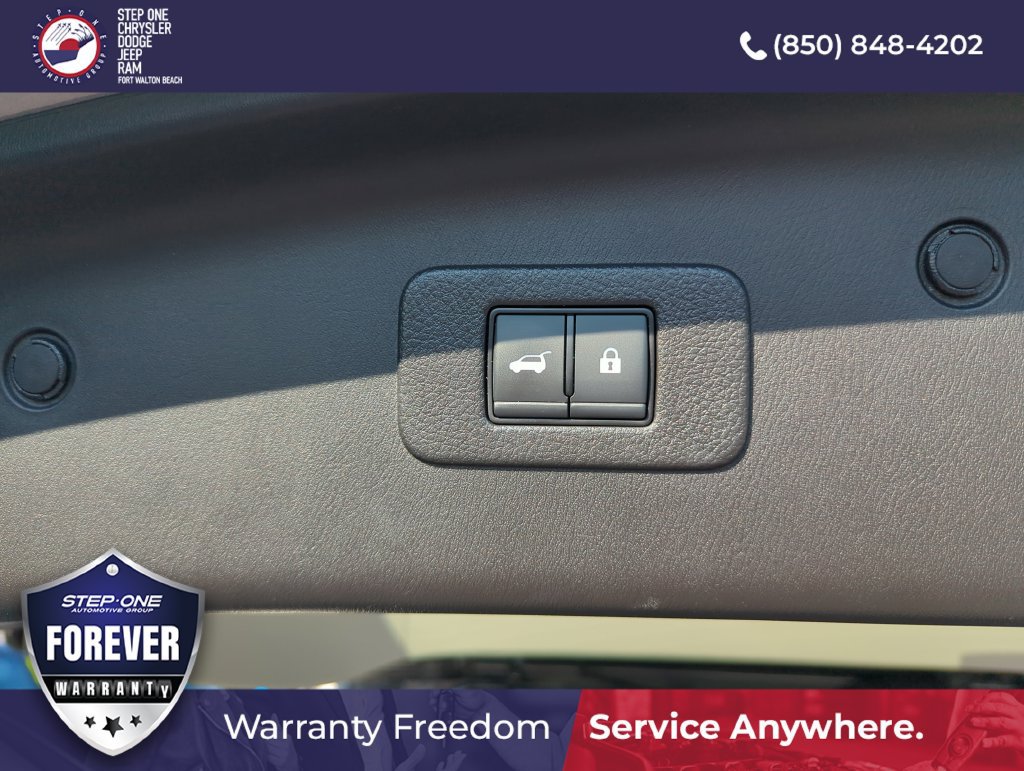 Used 2023 Nissan Armada Platinum AWD/4WD image 34