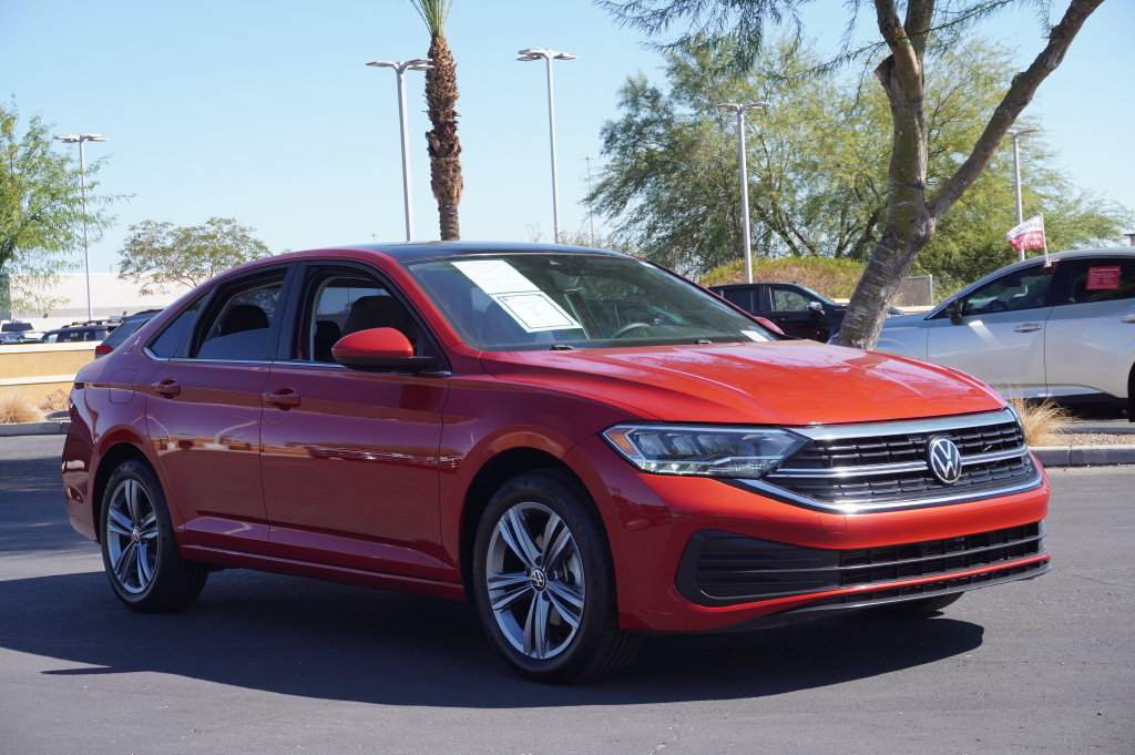 Used 2023 Volkswagen Jetta SE FWD image 4