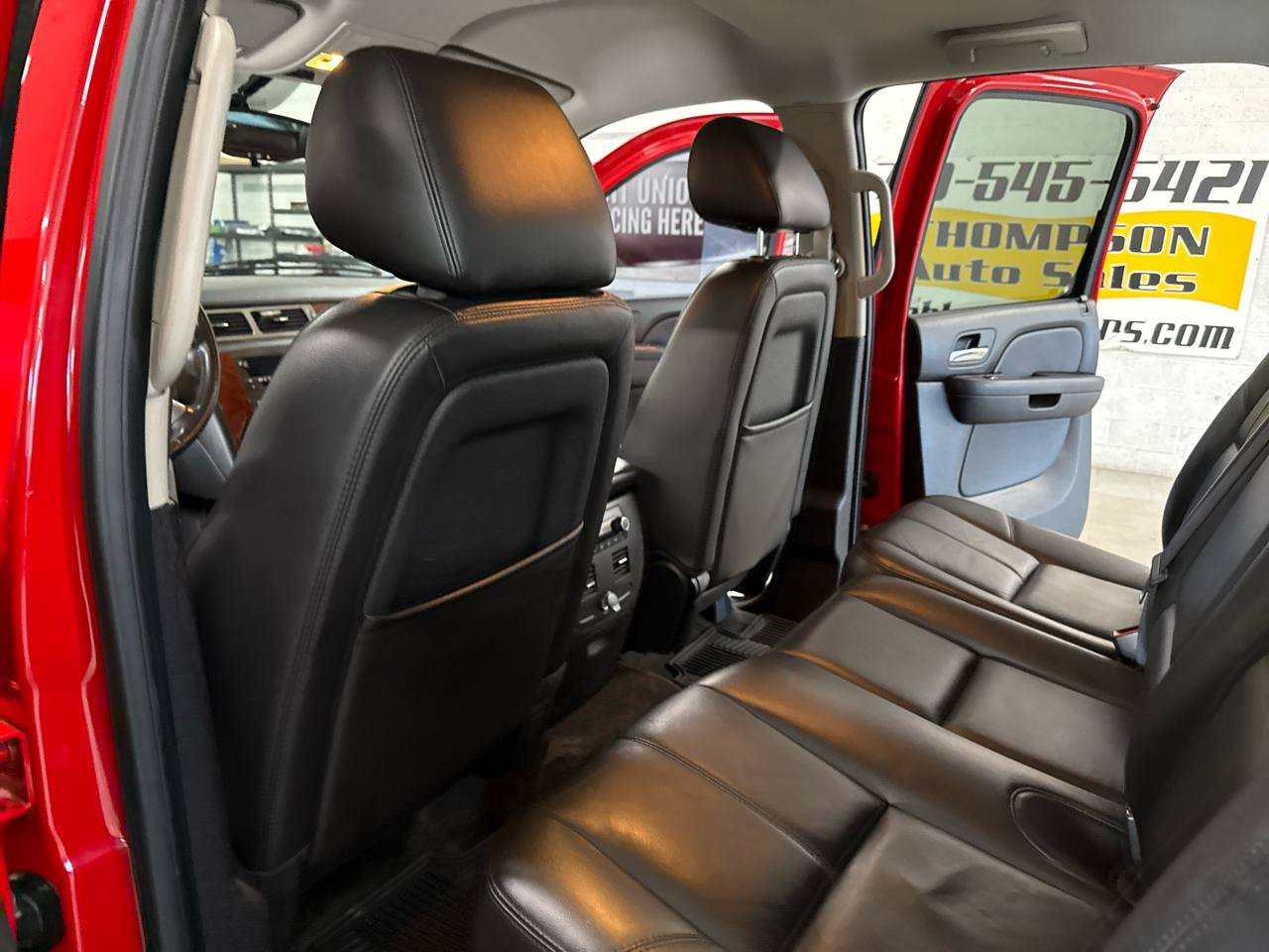 Used 2012 Chevrolet Avalanche LT AWD/4WD image 32