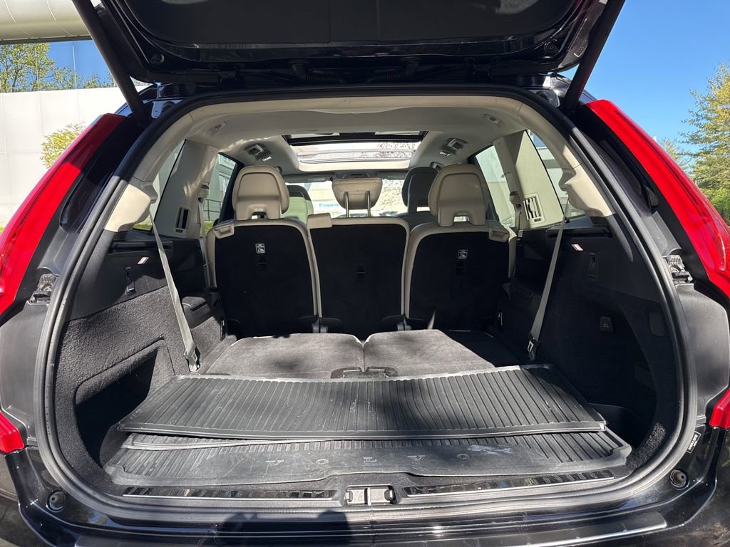 Used 2020 Volvo XC90 T5 Momentum AWD/4WD image 15